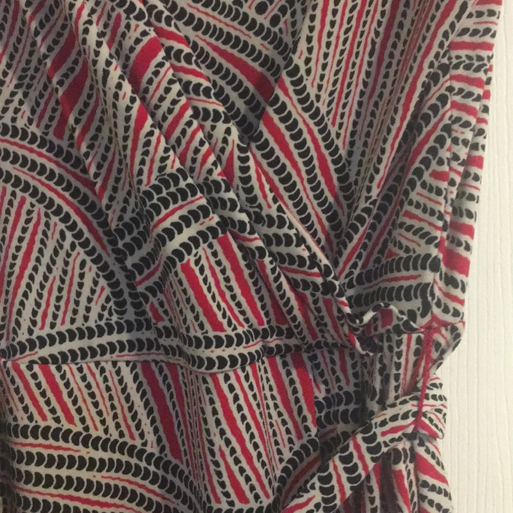 🍎 212 Collection Belted Wrap Dress - Medium - Picture 3 of 7